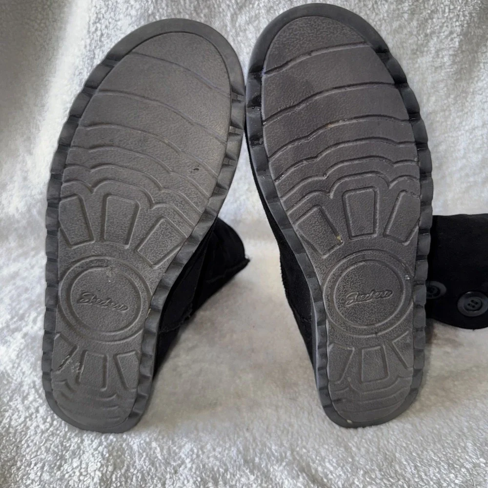 Skechers Womens Keepsakes Snow Boots 10 Black Faux Fur Button Trim SN 44938